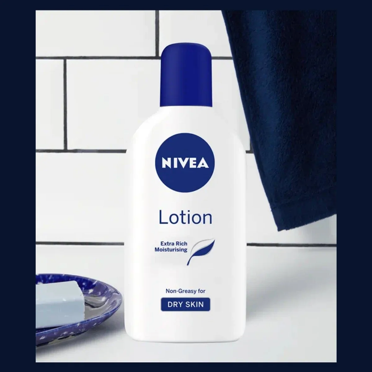Nivea - Extra Rich Moisturising Lotion for Dry Skin - 250ml - Image 2